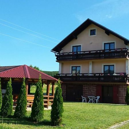 Jelena Hotel Korenica Exterior foto