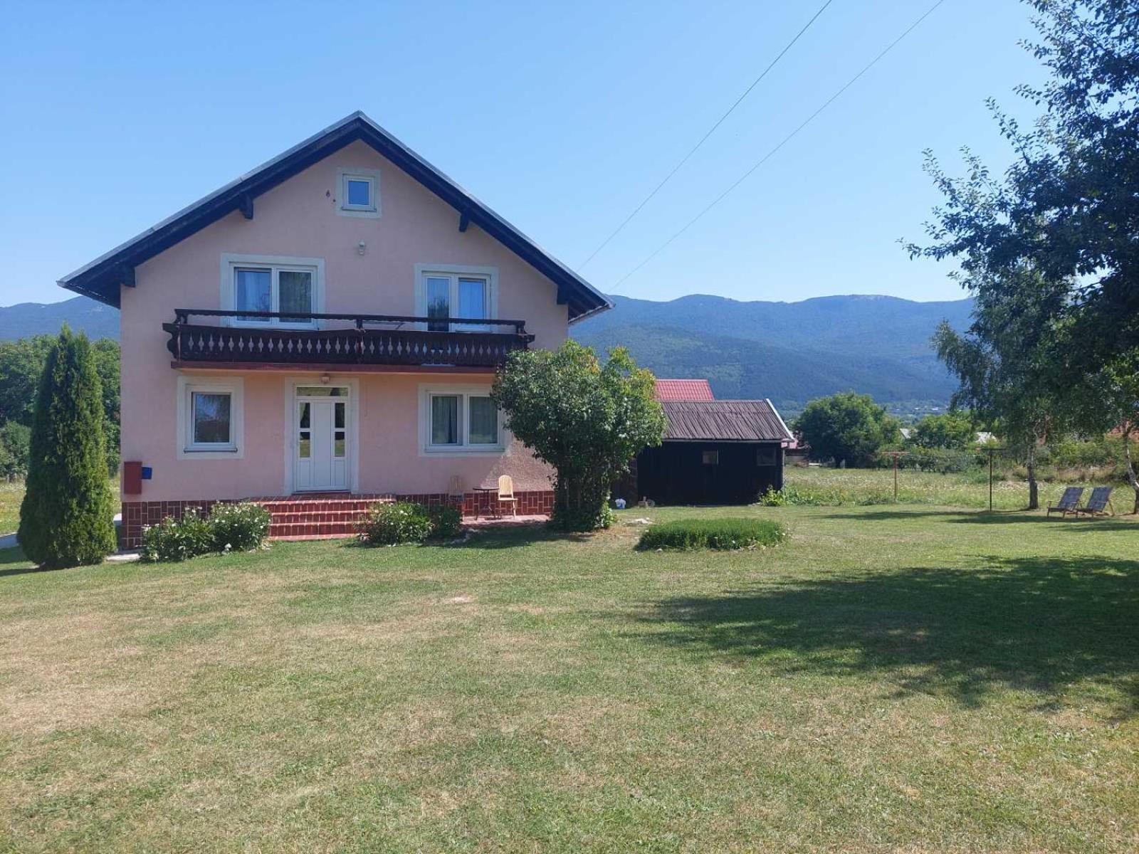 Jelena Hotel Korenica Exterior foto