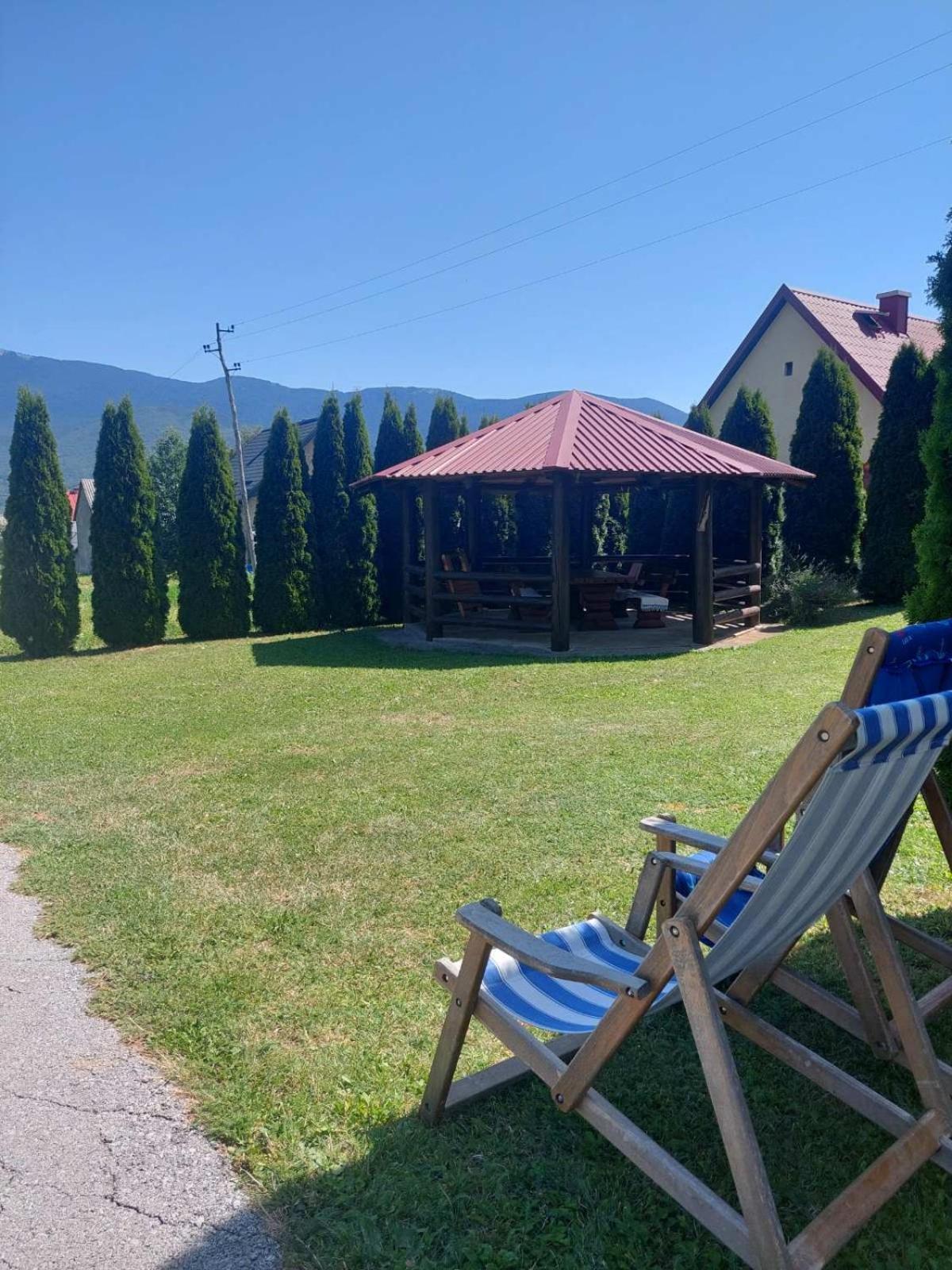 Jelena Hotel Korenica Exterior foto